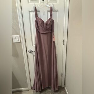 Birdy Grey Gown. Brand new with tags. Never worn. Excellent condition. Size L